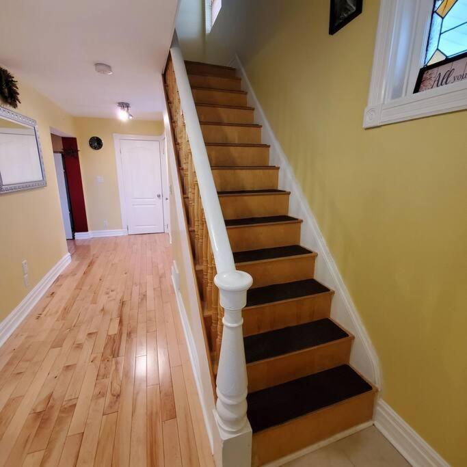 Garden 2 Storey House 尼亚加拉瀑布城 外观 照片