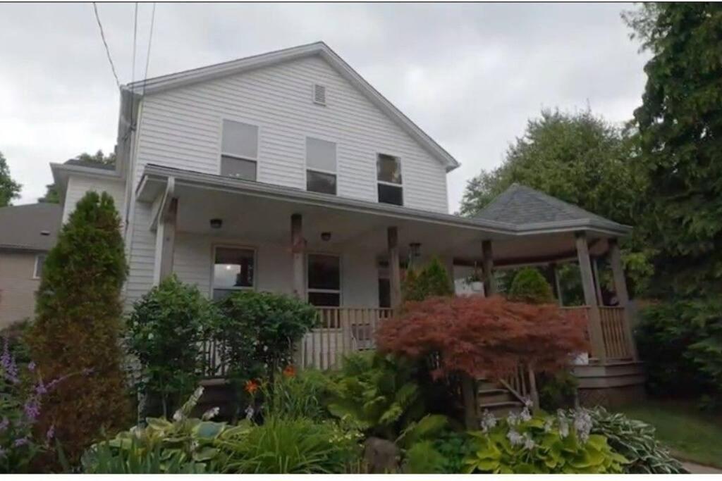 Garden 2 Storey House 尼亚加拉瀑布城 外观 照片